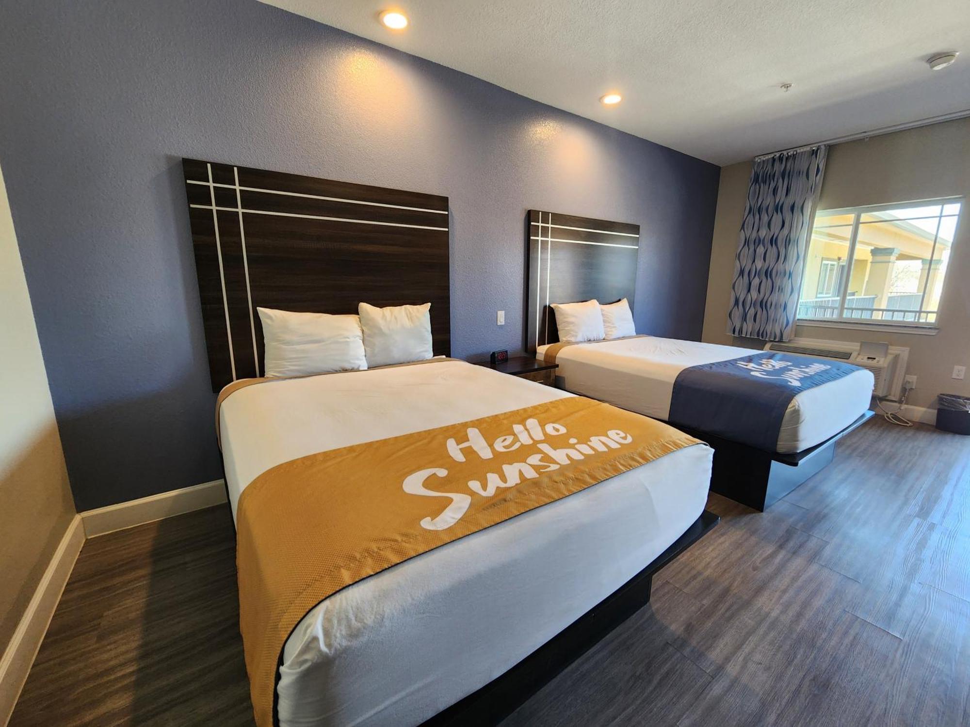 Days Inn & Suites By Wyndham La Porte Ngoại thất bức ảnh