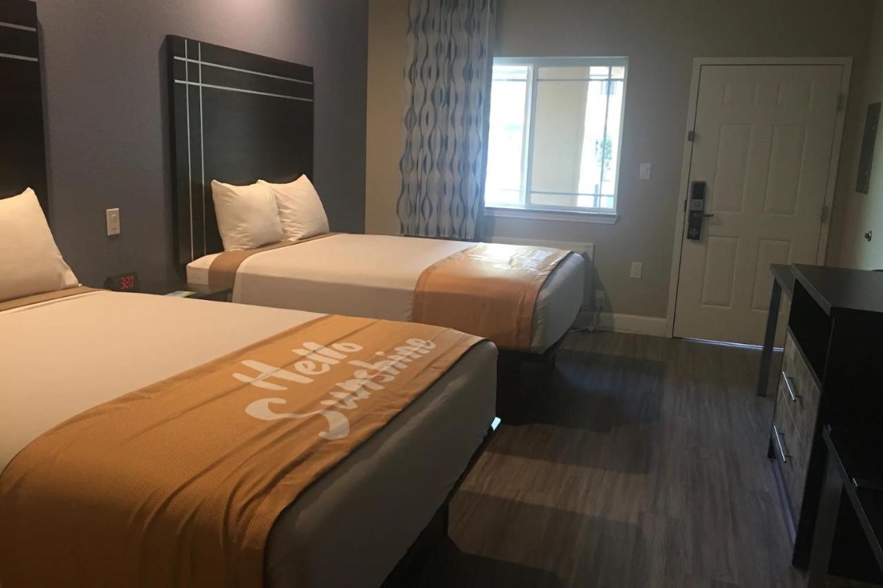 Days Inn & Suites By Wyndham La Porte Ngoại thất bức ảnh